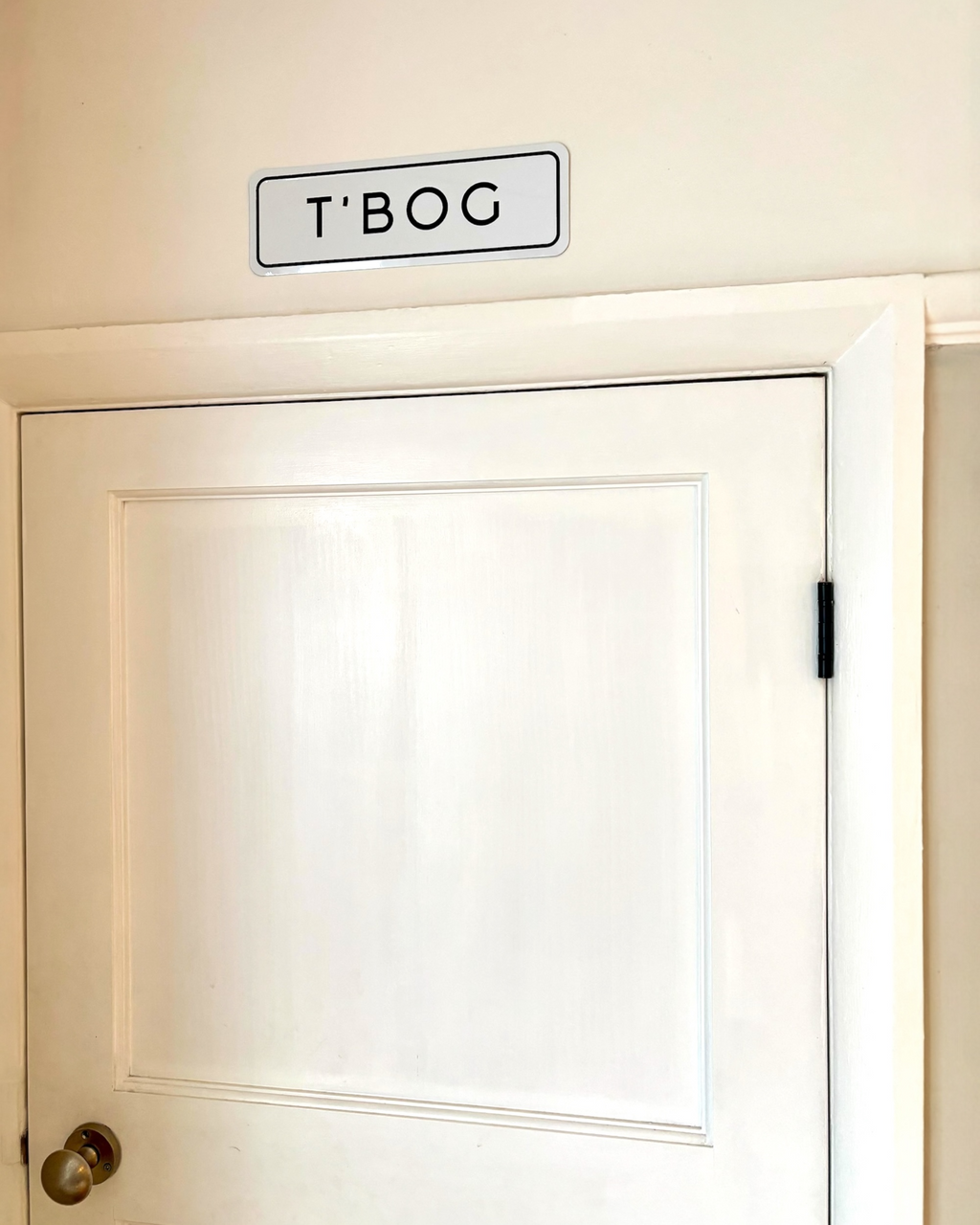 Yorkshire T’Bog Home Metal Embossed Sign – Yes