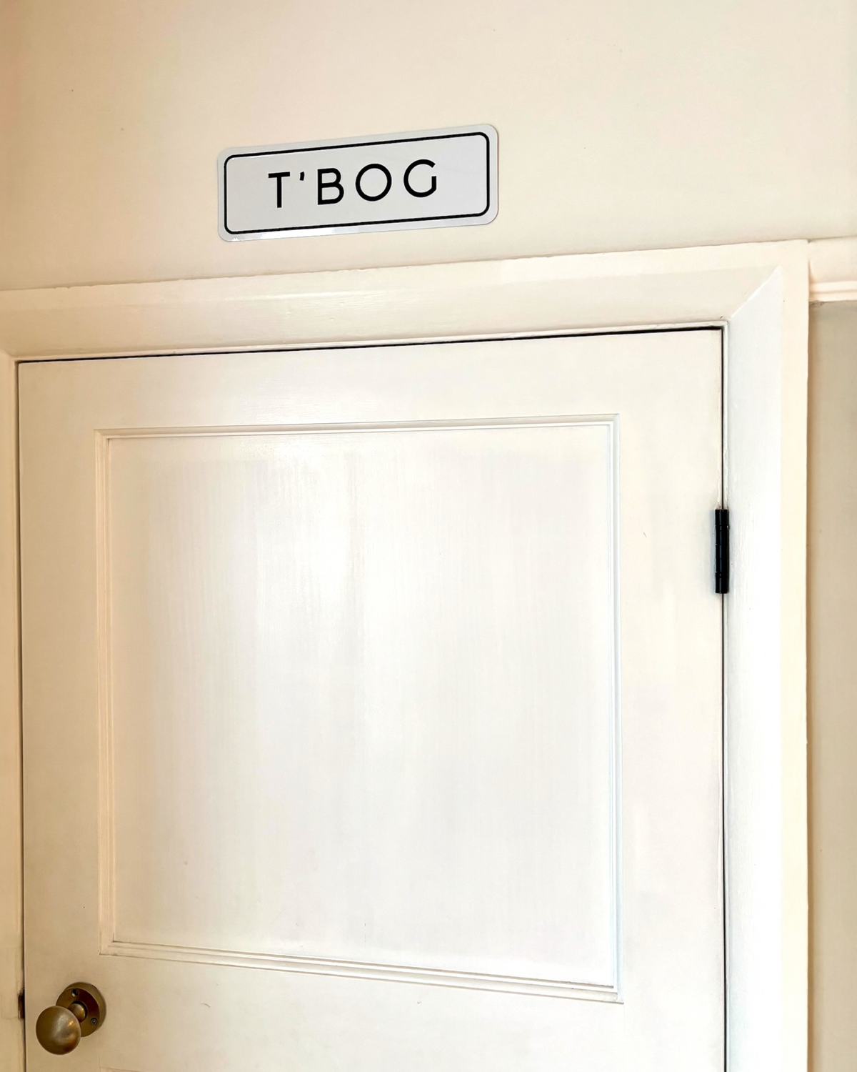 Yorkshire T’Bog Home Metal Embossed Sign – Yes