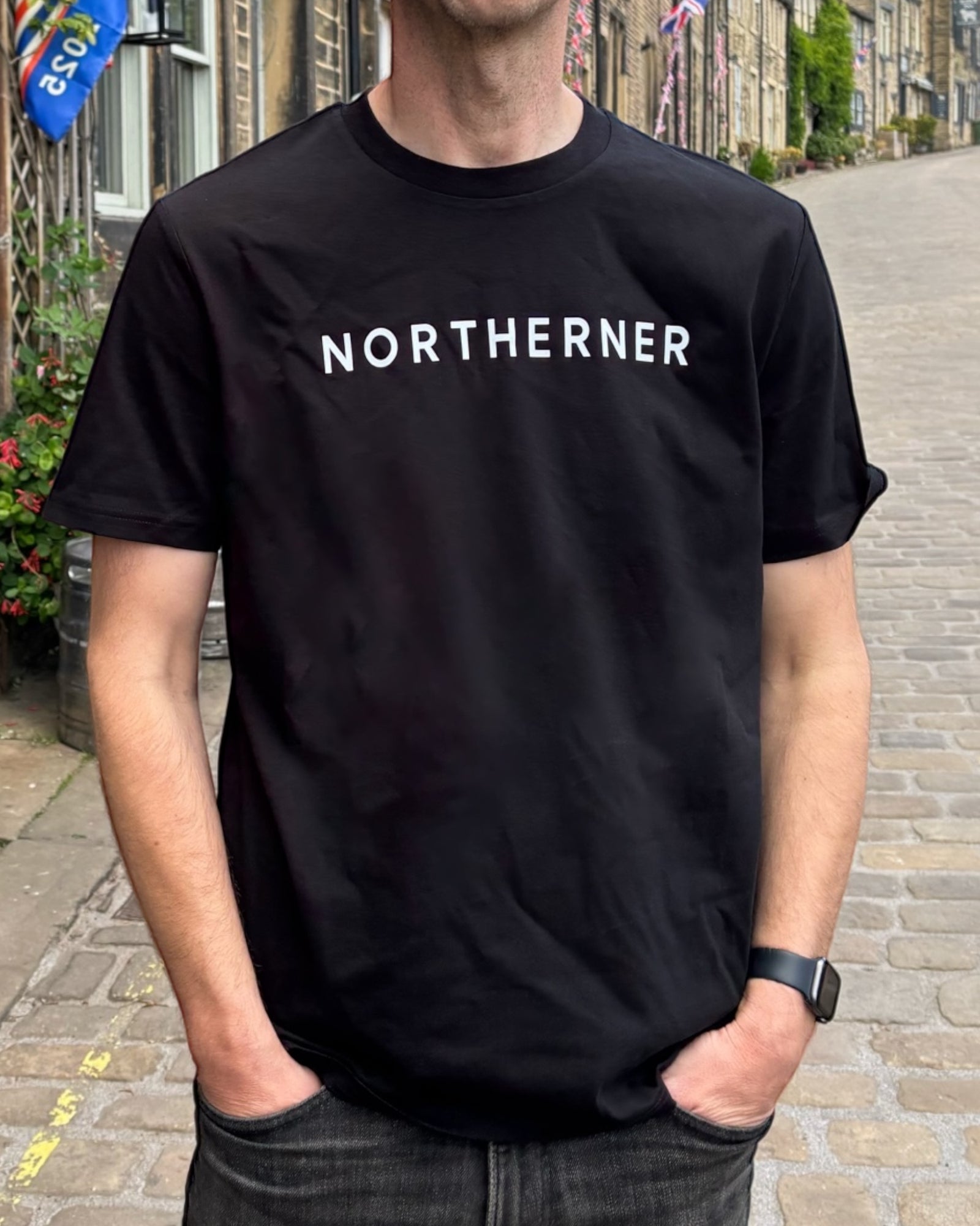 Northerner Yorkshire Lancashire Black Unisex T-shirt 