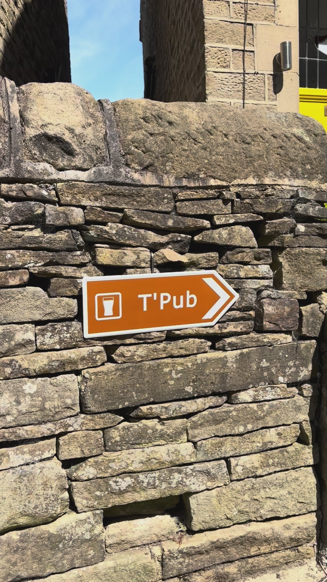 Yorkshire Metal Road Sign - T’ Pub Sign Yorkshire Dialect