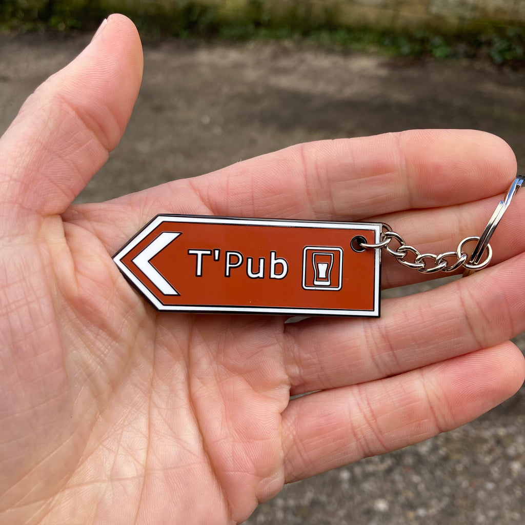 T’Pub Yorkshire Dialect Enamel Keyring